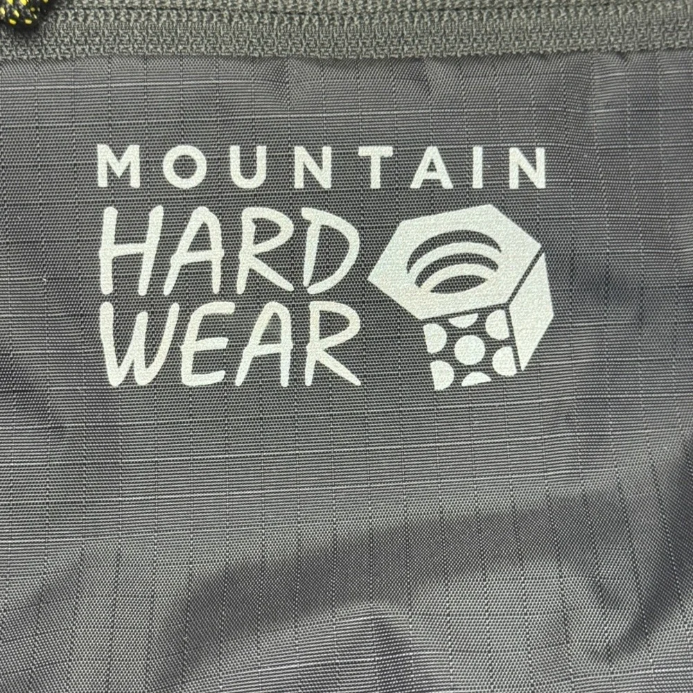 Mountain Hardwear UL 20 Backpack Unisex Black Ultralight Gorpcore Hiking Daypack